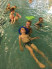 Plavání - Mokré vysvědčení - Kryštof s asistentkou - nácvik plavání na zádech - červen 2016